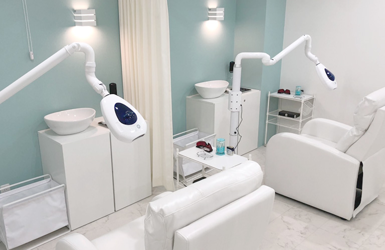 ホワイトニングカフェ 岡山店の写真 3