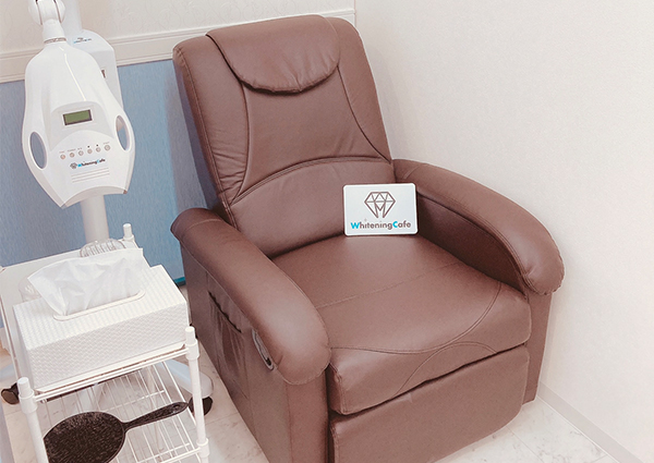 ホワイトニングカフェ 岡崎店の写真 1
