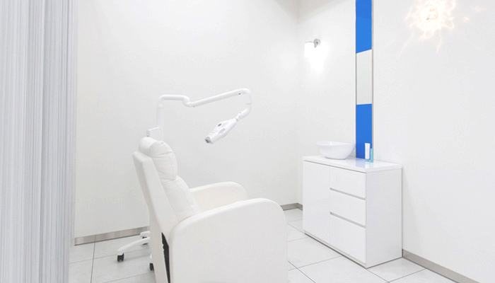 ホワイトニングカフェ 大宮西口店の写真 3