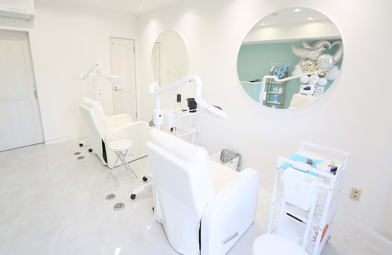 ホワイトニングカフェ 小山店の写真 2