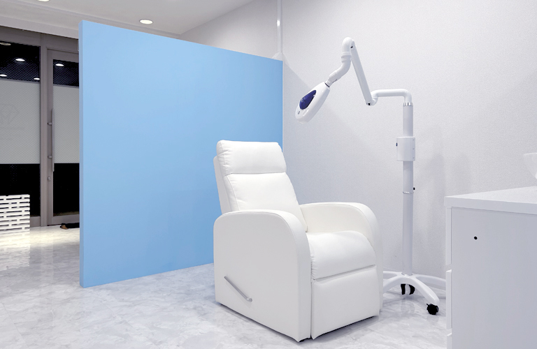 ホワイトニングカフェ 仙台八幡店の写真 2