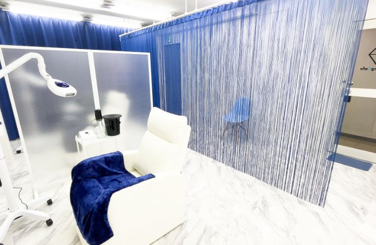 ホワイトニングカフェ 志木店の写真 1