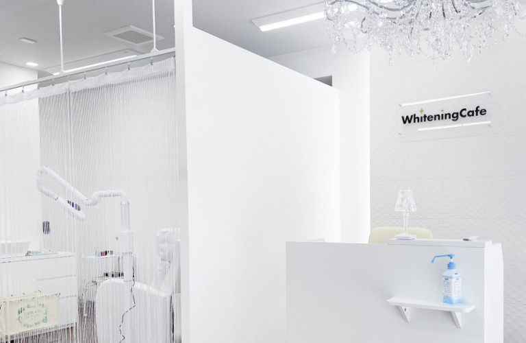 ホワイトニングカフェ 立川店の写真 3