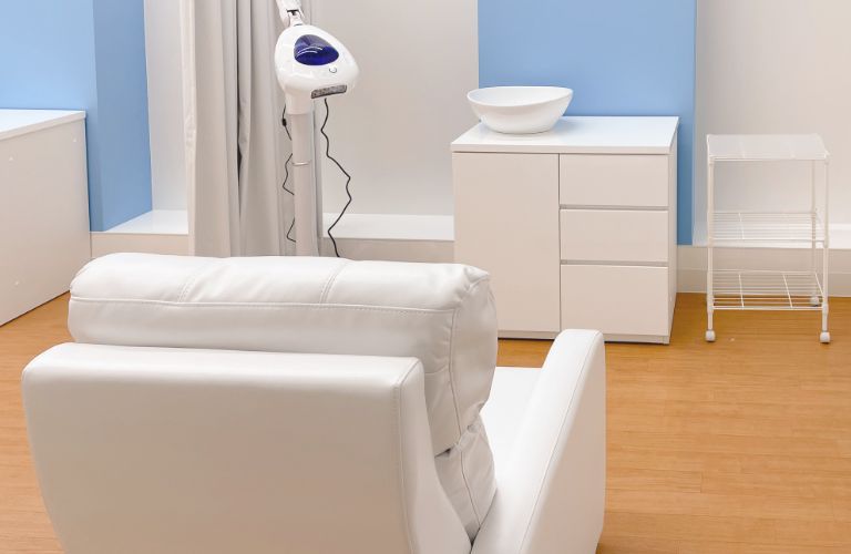 ホワイトニングカフェ 和歌山ガーデンパーク店の写真 1